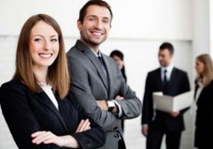 到底注册公司好?还是注册个体户好?