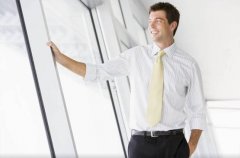 公司注销后怎么能拿出银行账户里的余款?